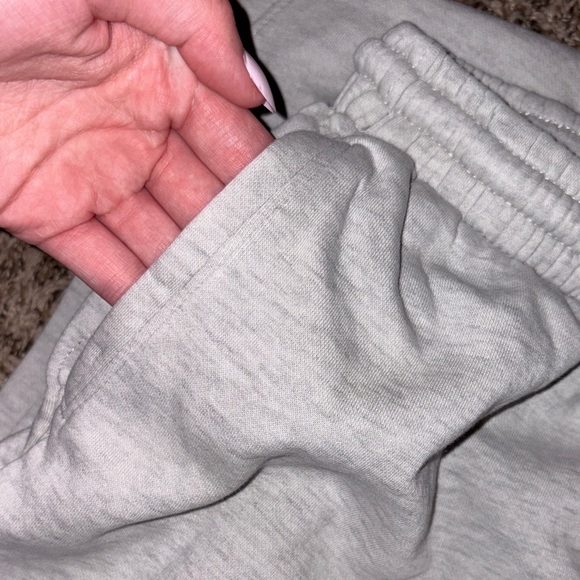 Divided by H&M Light Gray Adjustable Women's Joggers w Pockets - Picture 5 of 5